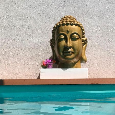 Apartment Lota With Heated Pool On Top Location Supetar Buitenkant foto